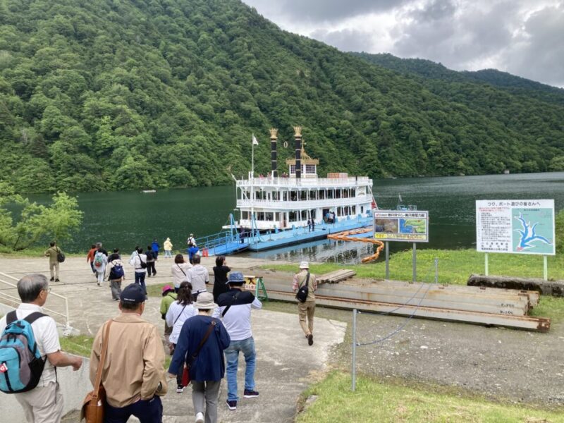 ファンタジア号(定員300名)