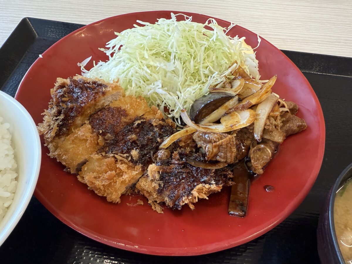 牛焼肉とロースカツの合い盛り