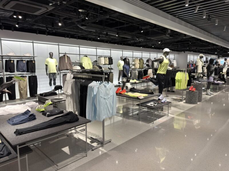 NIKE FUKUOKA TENJIN(ナイキ福岡天神)