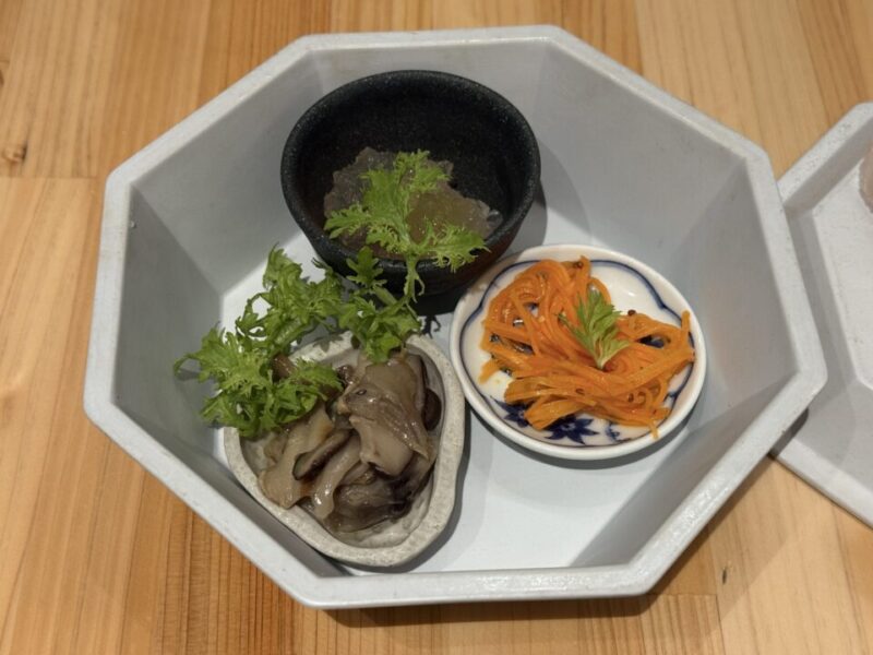 鮮魚のカルパッチョとジュレ、キャロットラペ