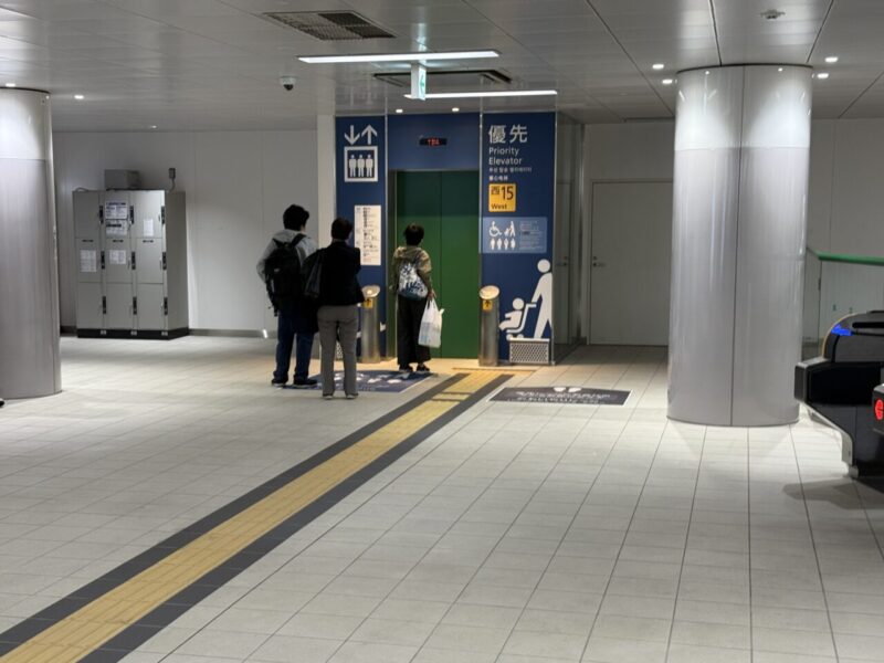 地上生きエレベーター