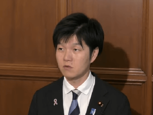 記者会見する鈴木農水大臣(出典 農林水産省)