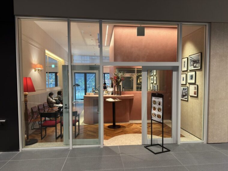 THE CONTINENTAL ROYAL&Goh入口