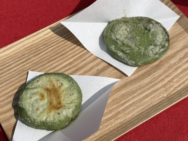 焼きあんこ餅（300円）