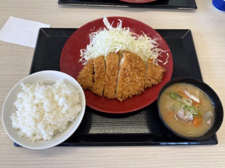 ロースカツ定食